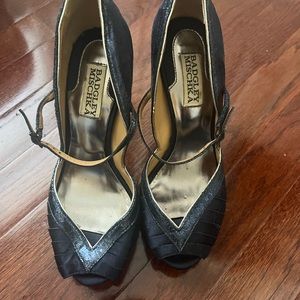 Badgley Mischka blue Heels~ Size 6.5